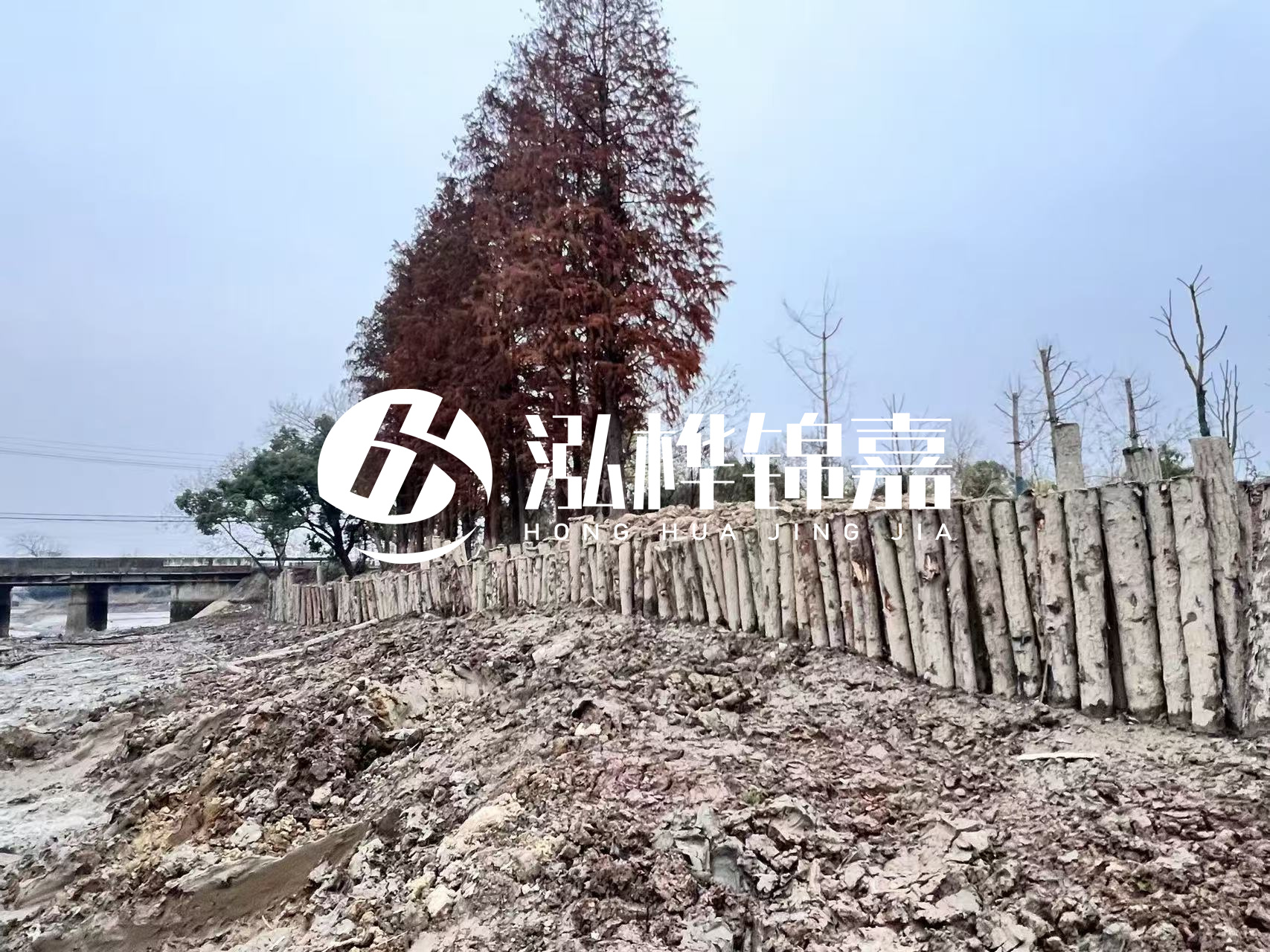 平?jīng)鐾跈C打木樁專業(yè)施工-松木樁工程量怎么計算的？