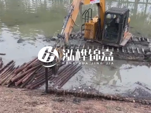 怎么選擇靠譜的松木樁施工隊 - 水上打松木樁聯(lián)系電話多少？